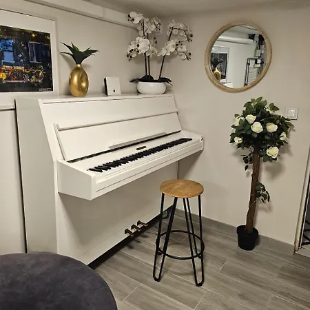 ホームステイ T2 Confortable - Parisgetaway95 ピエールレー